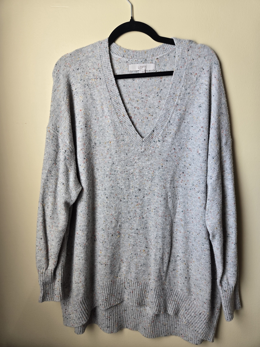 LOFT Oversized Light Gray Rainbow Speckled V-Neck Sweater Size XL